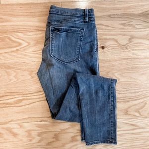 Dark Gray LOFT Modern Skinny Jean 28/6